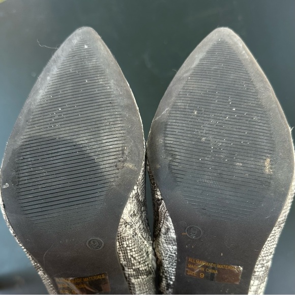 Snake Skin Heels - Picture 2 of 5